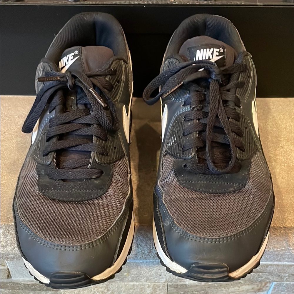Air Max 90 Black/White Sneakers